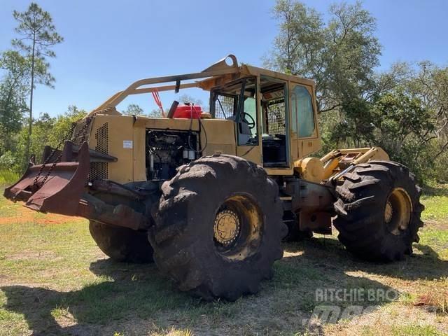 Timberjack 460 Šķeldotāji
