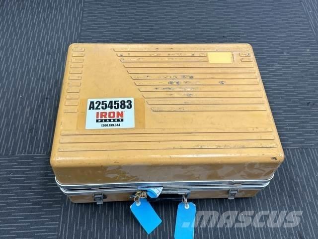 Topcon  Citas sastāvdaļas