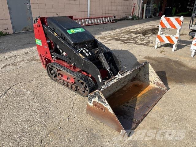 Toro 22321 Lietoti riteņu kompaktiekrāvēji