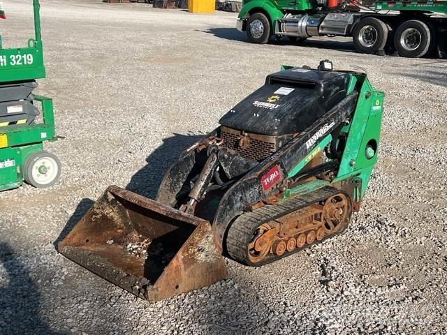 Toro 22323G Lietoti riteņu kompaktiekrāvēji