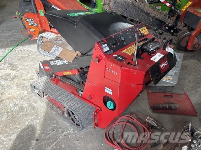 Toro 22324 Lietoti riteņu kompaktiekrāvēji