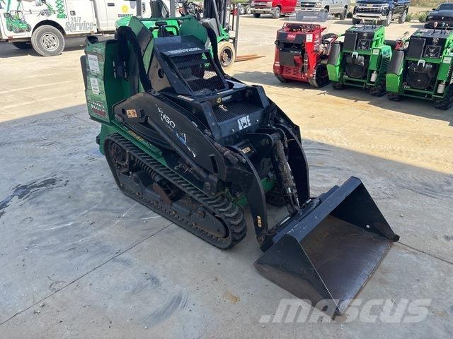 Toro 22327G Lietoti riteņu kompaktiekrāvēji