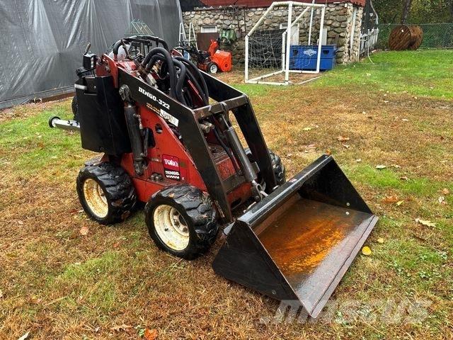 Toro Dingo 322 Lietoti riteņu kompaktiekrāvēji