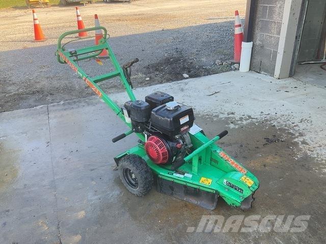 Toro SGR-13 Koku stumbru frēze