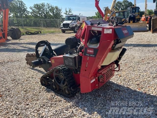 Toro TRX-300 Tranšeju racēji