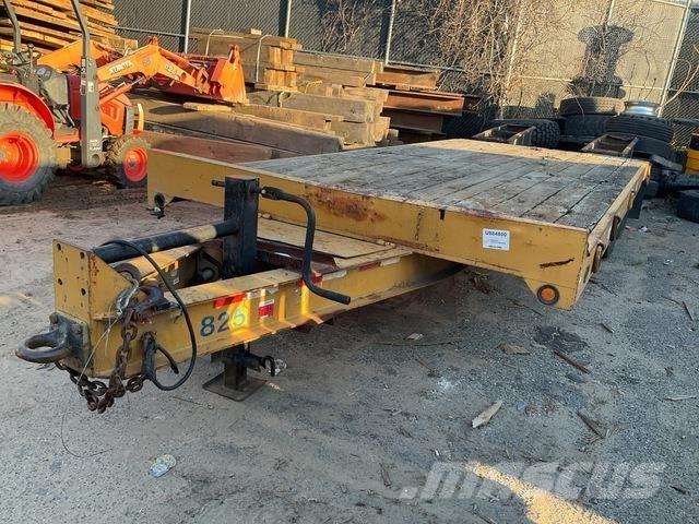 TOWMASTER  Auto pārvadāšanas treileri