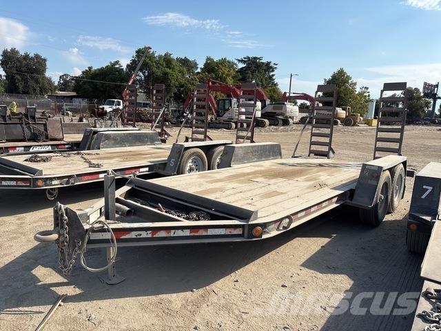 TOWMASTER C10 Auto pārvadāšanas treileri