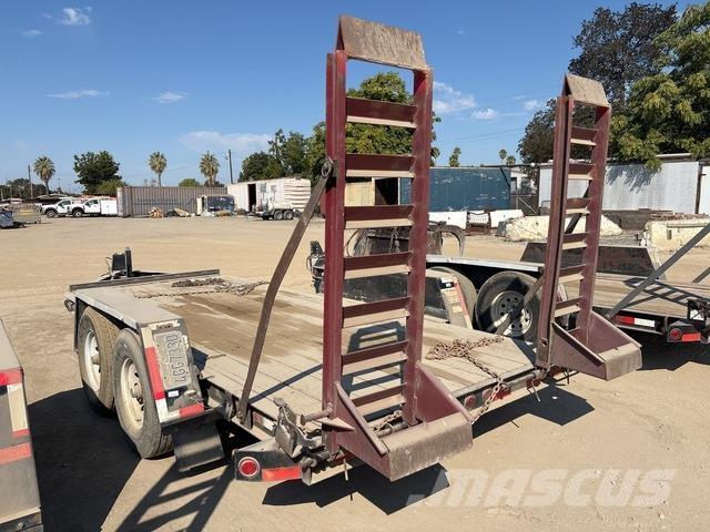 TOWMASTER C10 Auto pārvadāšanas treileri