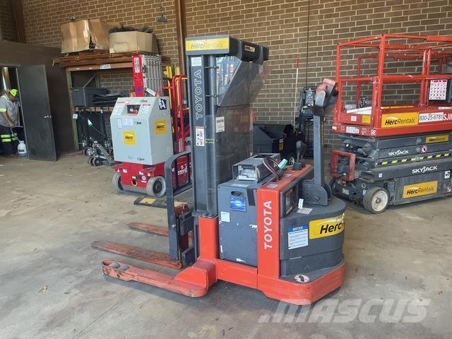 Toyota 6BWS20 Pašgājēji krautnētāji