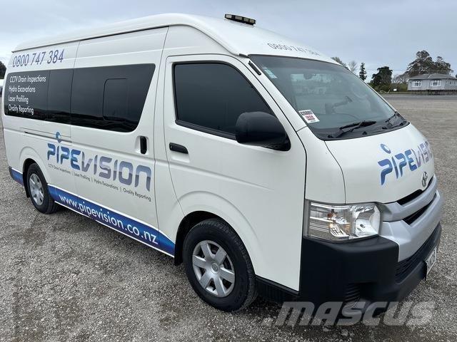 Toyota HiAce Preču pārvadāšanas furgoni