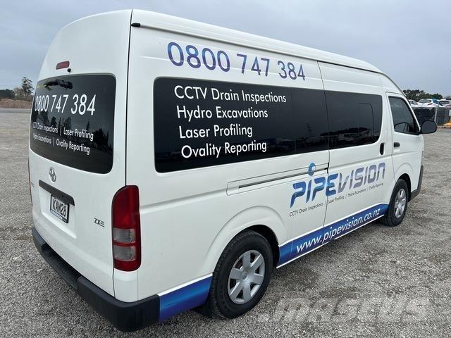 Toyota HiAce Preču pārvadāšanas furgoni