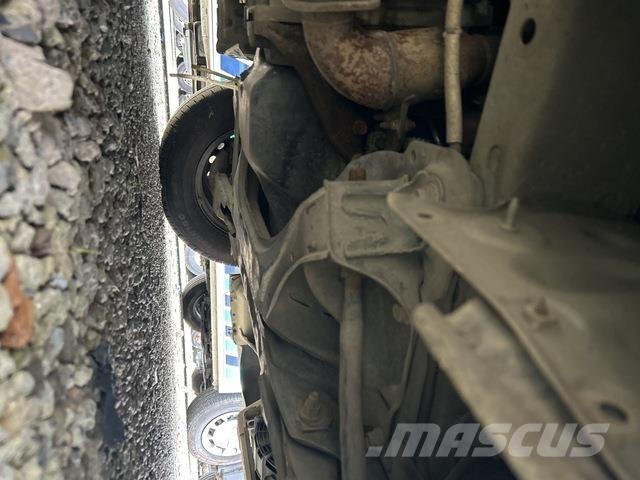 Toyota HiAce Preču pārvadāšanas furgoni