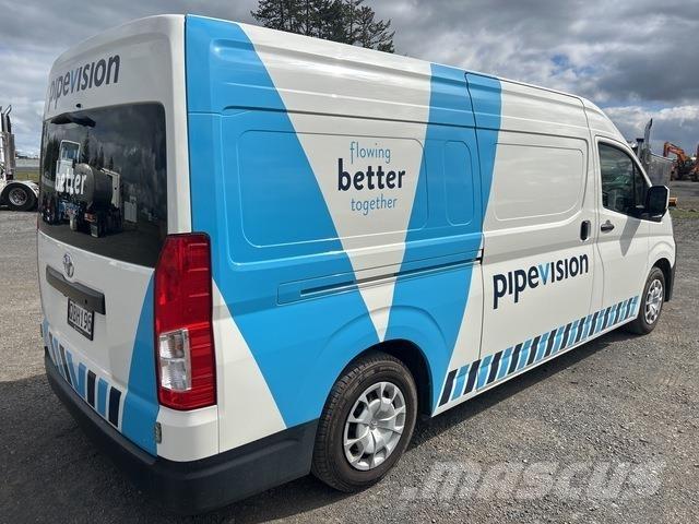 Toyota HiAce Preču pārvadāšanas furgoni