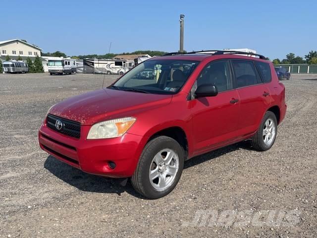 Toyota RAV4 Automašīnas
