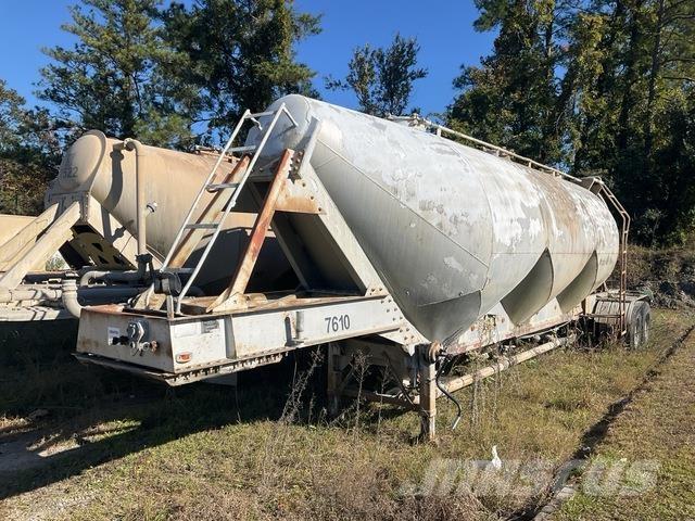 Trail King  Citas piekabes