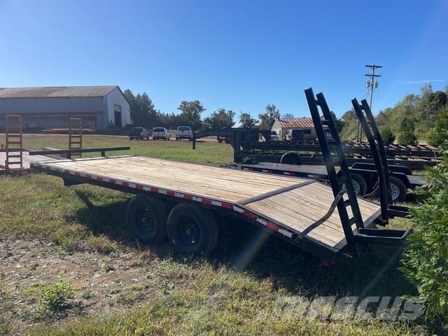 Triple Crown Auto pārvadāšanas treileri