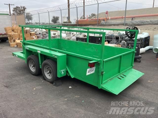 Triple L UT614 Zemie treileri