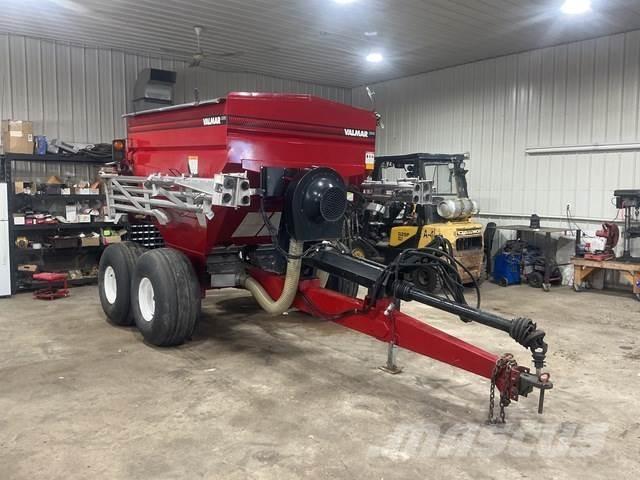 Valmar 5500 Minerālmēslu izkliedētāji