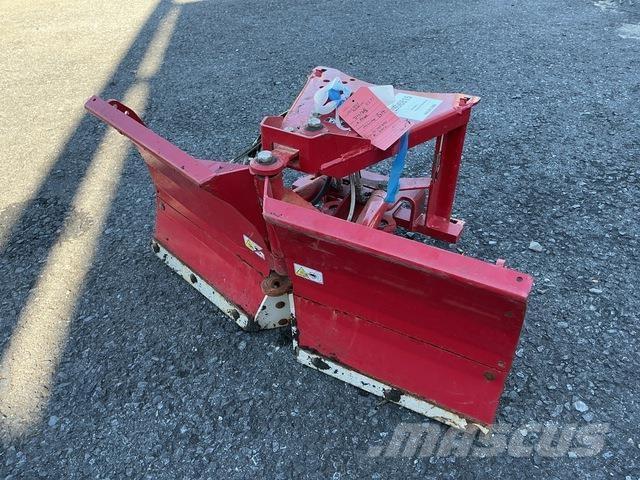 Ventrac NV360 Sniega naži un tīrītāji