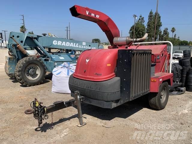 Vermeer BC1500 Koksnes šķeldotāji
