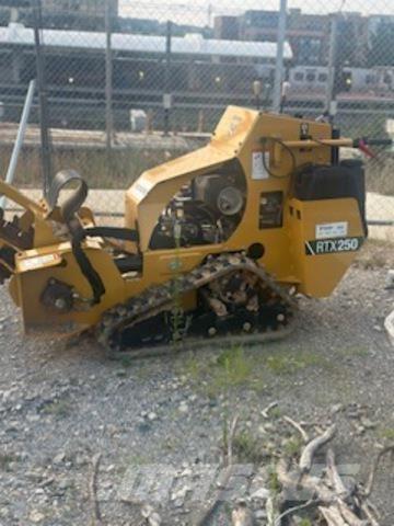 Vermeer RTX250 Tranšeju racēji