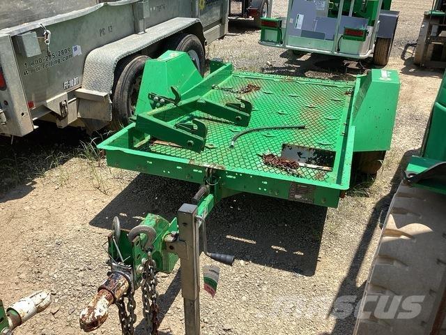 Vermeer TLR33 Auto pārvadāšanas treileri