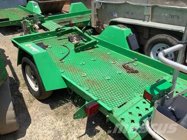 Vermeer TLR33 Auto pārvadāšanas treileri