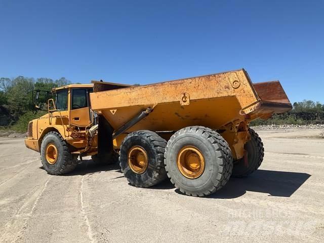 Volvo A25D Artikulētie pašizgāzēji