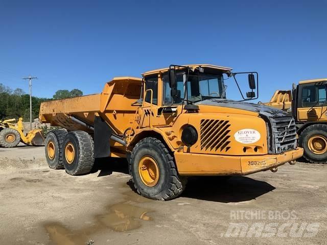 Volvo A25D Artikulētie pašizgāzēji