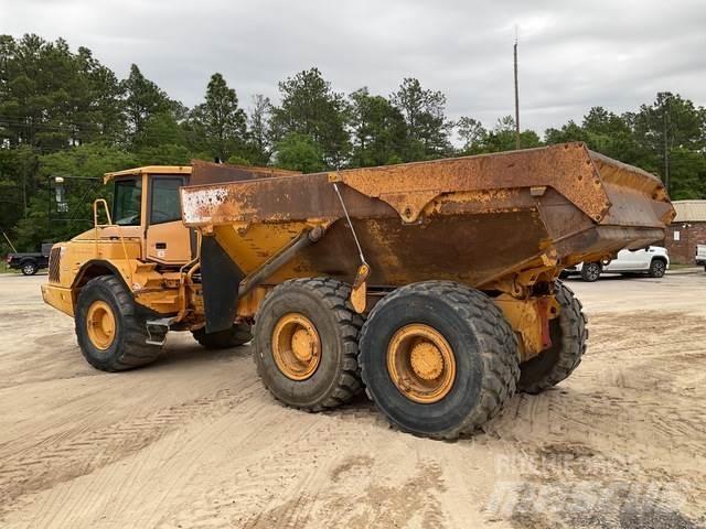 Volvo A30D Artikulētie pašizgāzēji