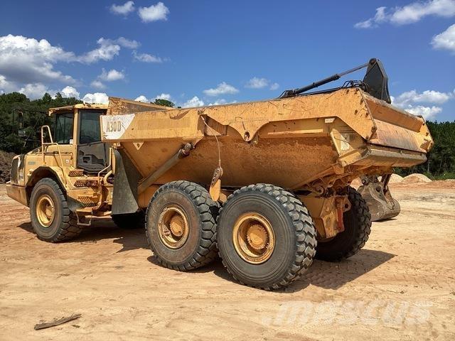 Volvo A30D Artikulētie pašizgāzēji