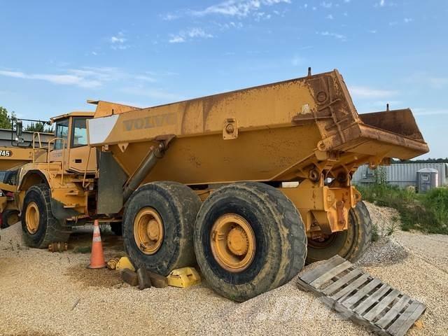 Volvo A35D Artikulētie pašizgāzēji