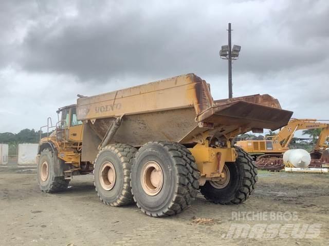 Volvo A40D Artikulētie pašizgāzēji