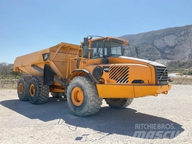 Volvo A40D Artikulētie pašizgāzēji
