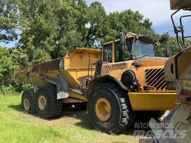 Volvo A40E Artikulētie pašizgāzēji