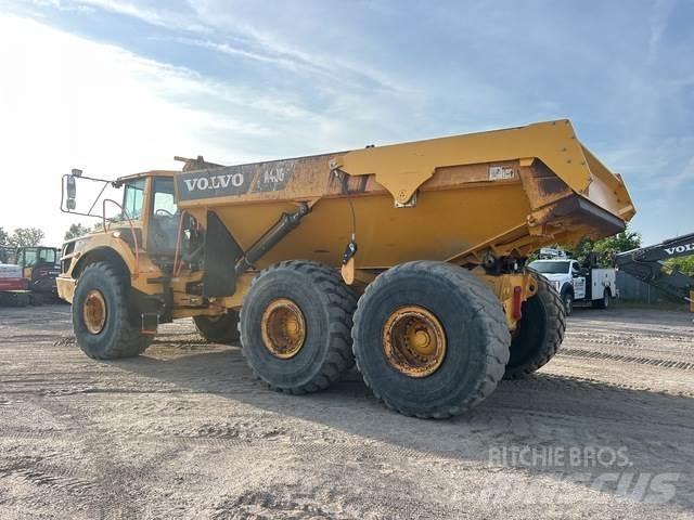 Volvo A40G Artikulētie pašizgāzēji