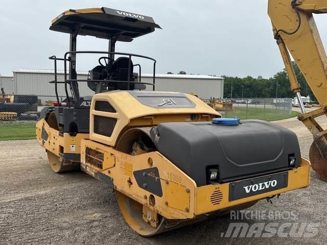 Volvo DD110B Divvalču grunts veltņi