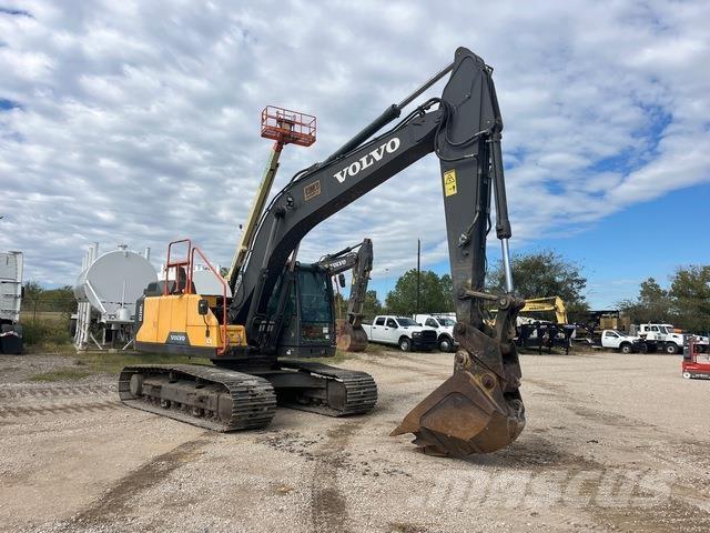 Volvo EC220EL Kāpurķēžu ekskavatori