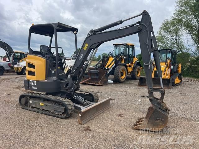 Volvo EC27D Kāpurķēžu ekskavatori
