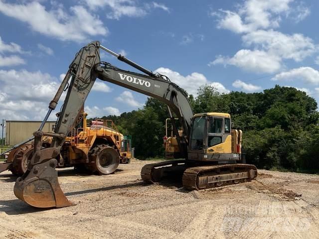 Volvo ECR235CL Kāpurķēžu ekskavatori