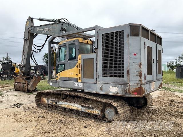 Volvo ECR235DL Kāpurķēžu ekskavatori