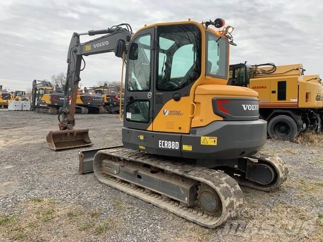 Volvo ECR88D Kāpurķēžu ekskavatori