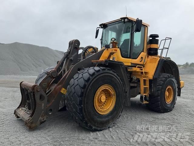 Volvo L180F Iekrāvēji uz riteņiem