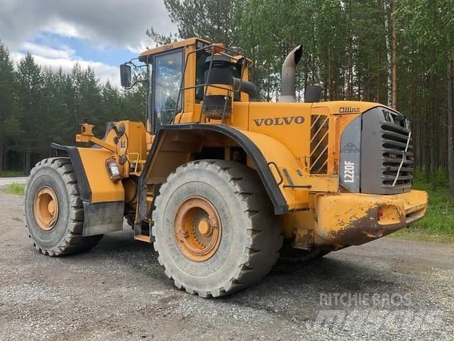 Volvo L220 F Iekrāvēji uz riteņiem