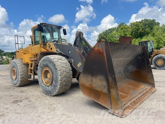 Volvo L220E Iekrāvēji uz riteņiem
