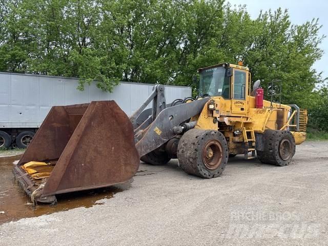 Volvo L220E Iekrāvēji uz riteņiem