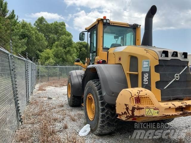 Volvo L90G Iekrāvēji uz riteņiem