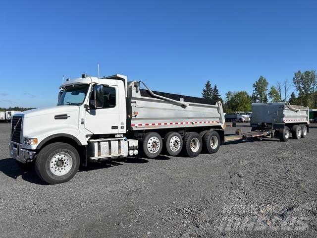 Volvo VHD Pašizgāzējs