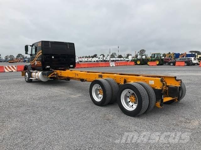 Volvo VHD64F Kabīnes un interjers