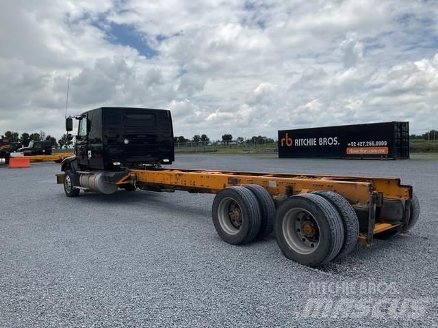 Volvo VHD64F Kabīnes un interjers